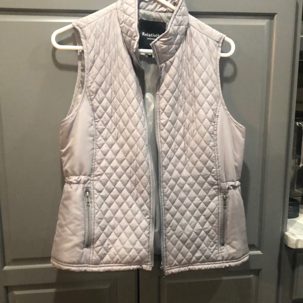 Relativity outerwear gray quilted vest
